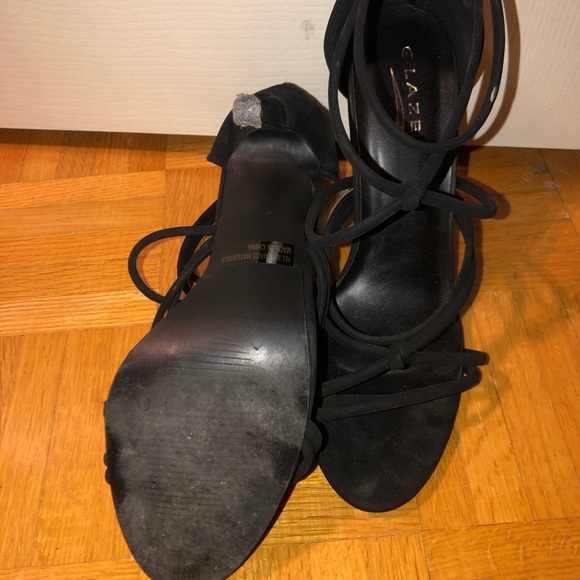 Black heels - Picture 4 of 4